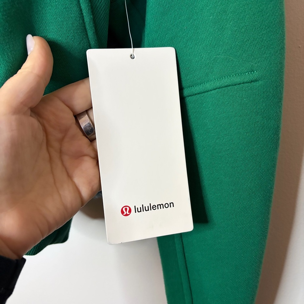 NWT Lululemon Scuba Oversized Funnel Neck M/L - Picture 6 of 7